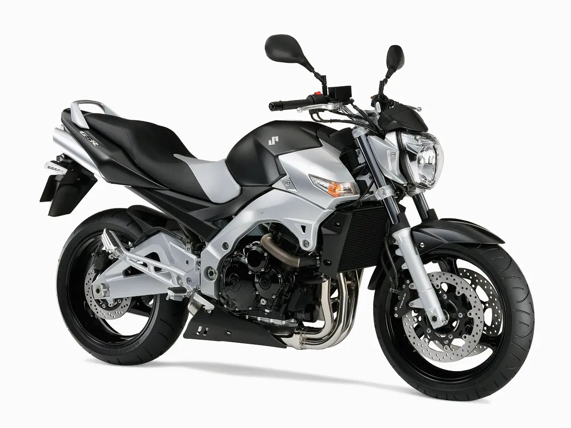 Suzuki GSR 400